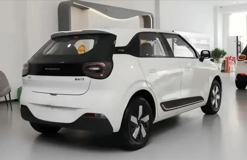 东风纳米01 330km 6.58万与吉利星愿 310km 6.98万,谁是性价比之王?