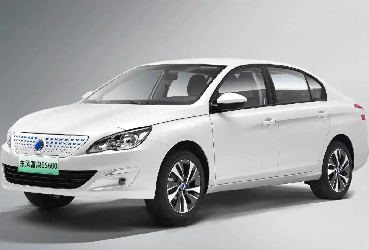 东风标致408换壳?小康es600价格曝光,11.2万起