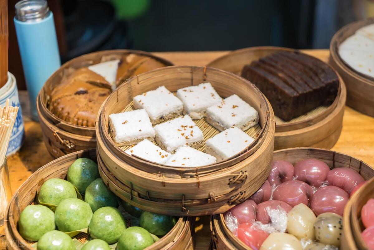 吃不愁穿不愁还得有钱去旅游