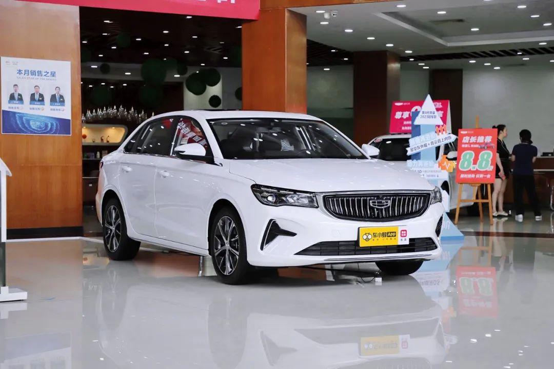 七八万的国产燃油小车,广汽、吉利、奇瑞、长安你选谁?