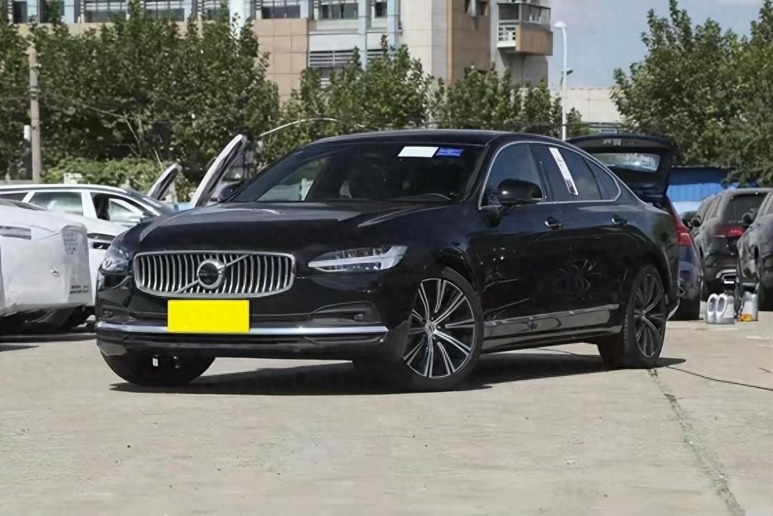 新一代丰田4runner即将发布,tnga-f架构,2.4t+8at,尾部很抢眼