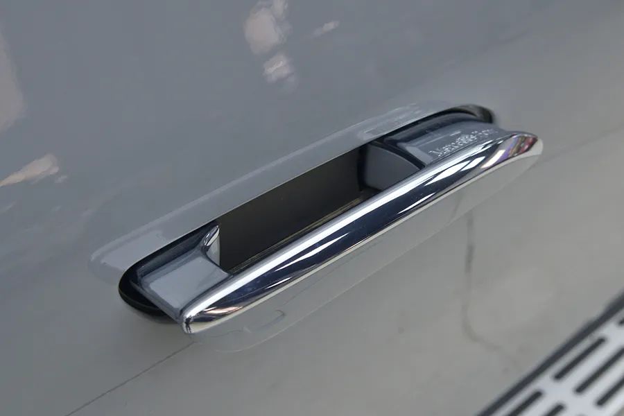 奔驰eqe suv:30万买个电动大奔驰,还要啥新势力?