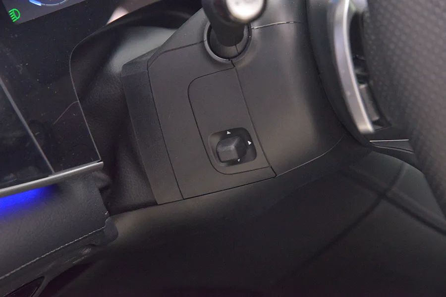 奔驰eqe suv:30万买个电动大奔驰,还要啥新势力?