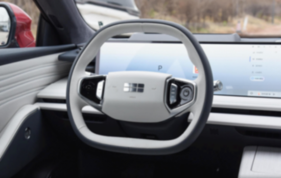 银河e8定位中大型车,起售价16.58万元,值得选择吗