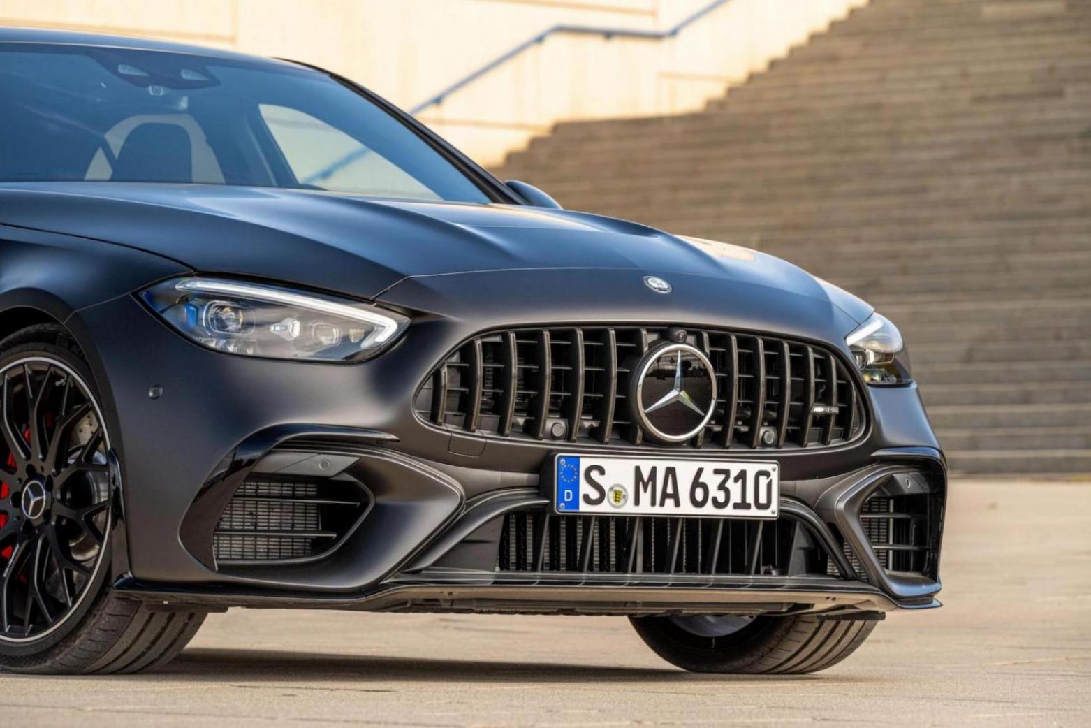 2024款梅赛德斯amg c 63上市,4缸混合动力,售价85050美元起