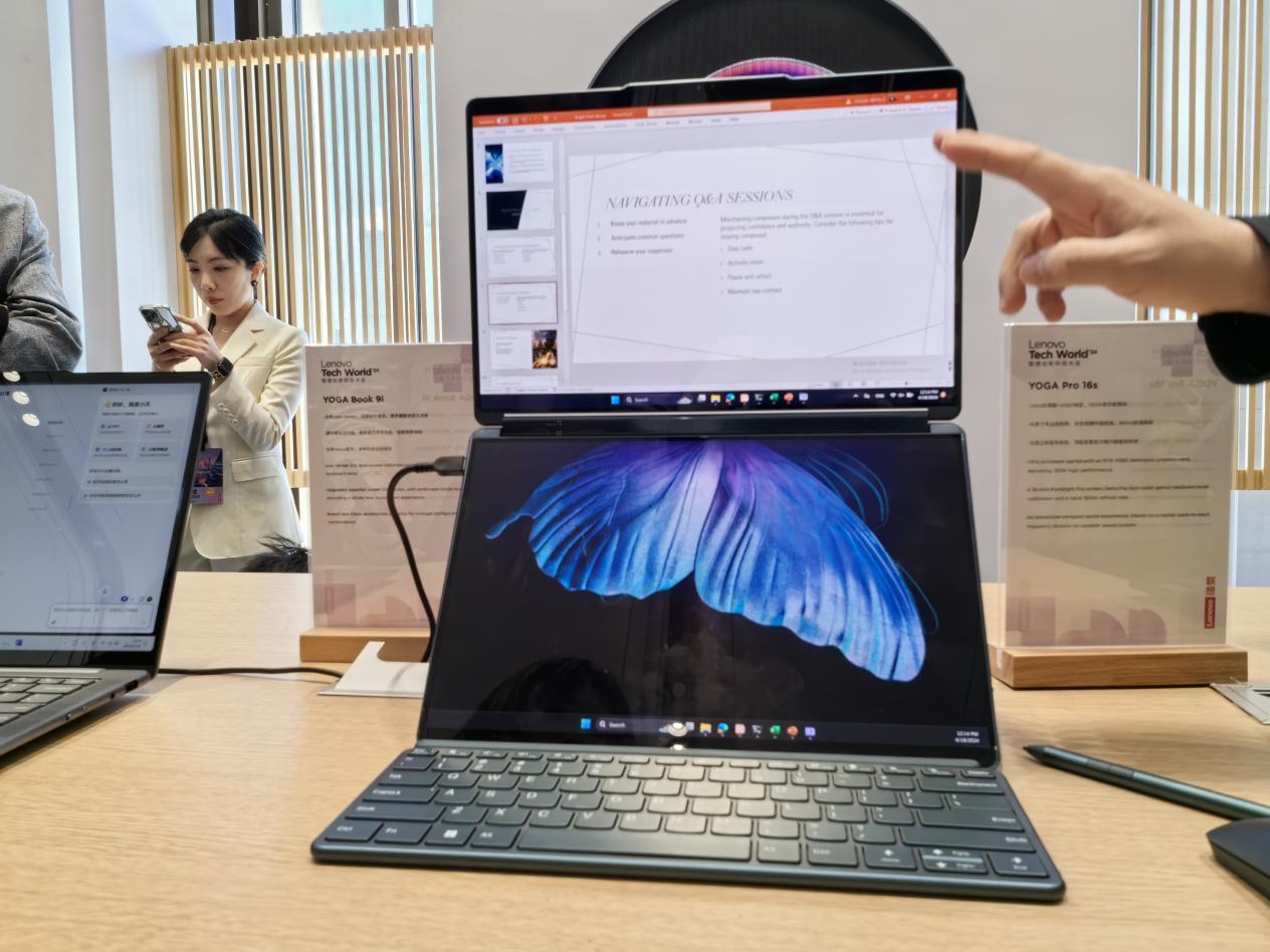 联想定义真ai pc 不联网驱动百亿参数大模型