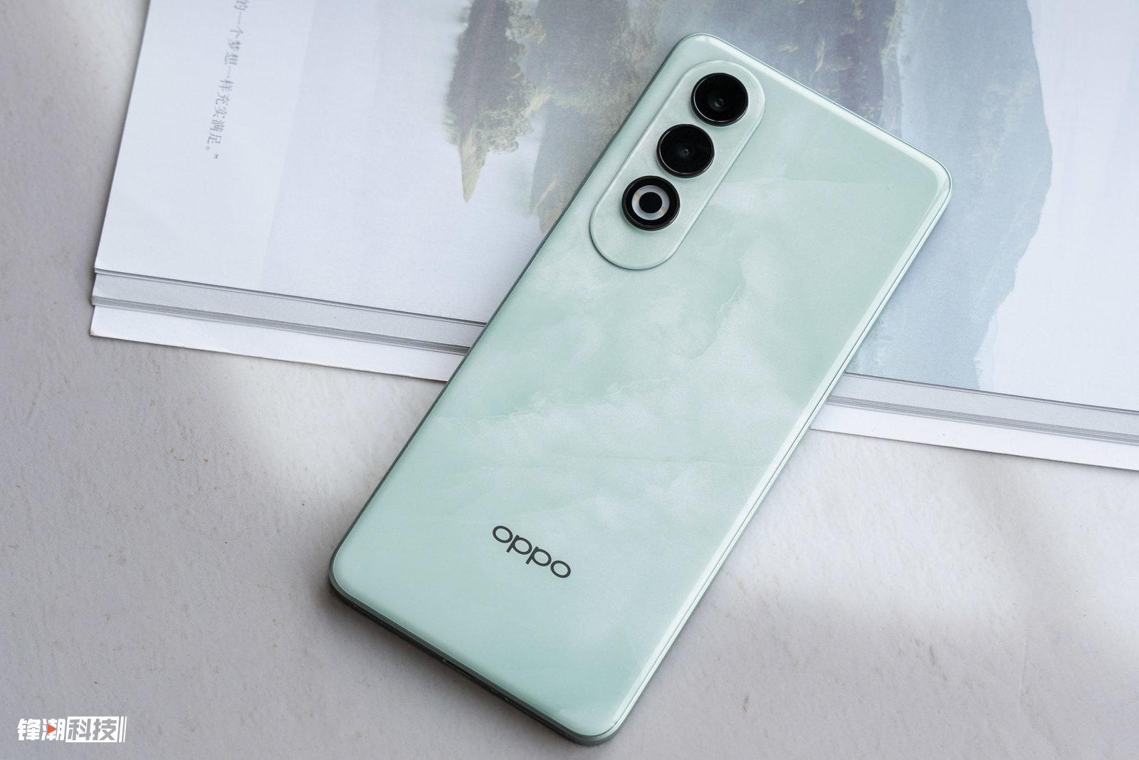 oppo k12图赏:外观更简洁,续航更精进