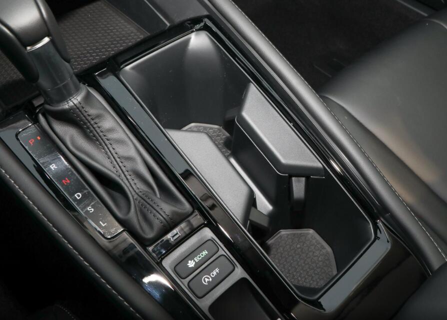 全新雅阁限时补贴2万!1.5t爆发出192匹马力,百公里油耗低至6.6l