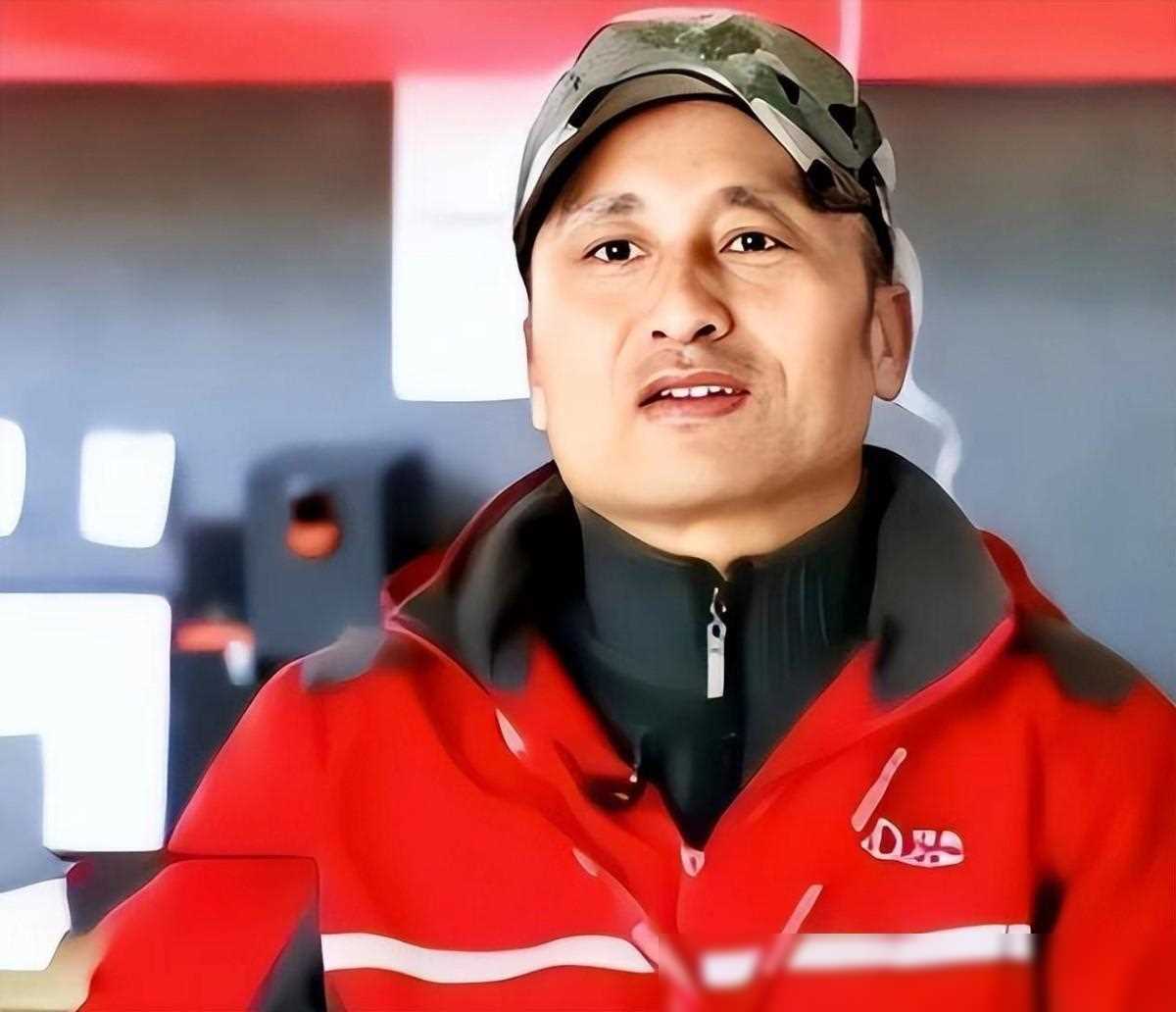 京东001号快递员辞职被拒,刘强东承诺:再干满5年,就给你买房